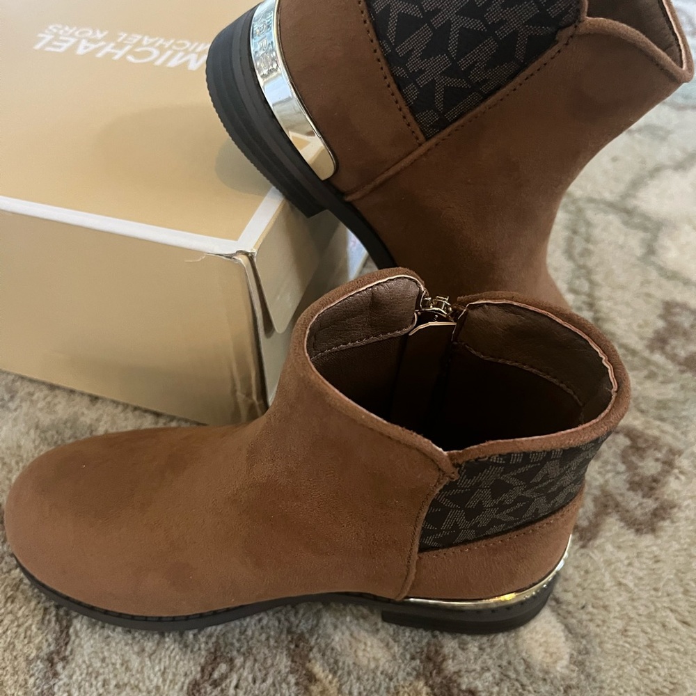 Michael Kors caramel/ brown bootie with gold MK detail. Emma Theodora, size 11